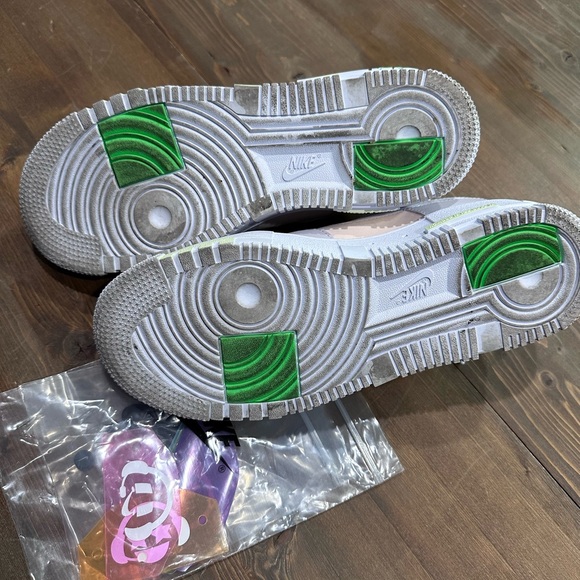 Nike Air - Picture 2 of 3